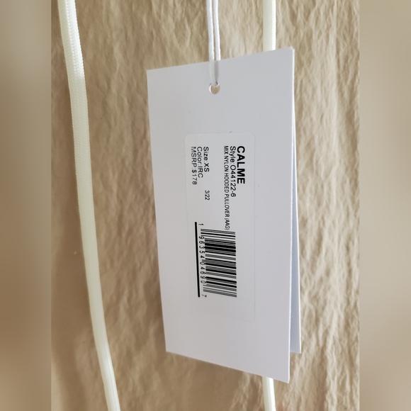 NWT Calme by Johnny Was / Nylon Hoodie Pullover With Cotton Blend Sleeves xs - Picture 2 of 8